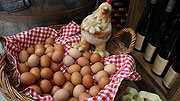 Eier im Hofladen vom Spargelhof Sigllechner (©Foto: Martin Schmitz)